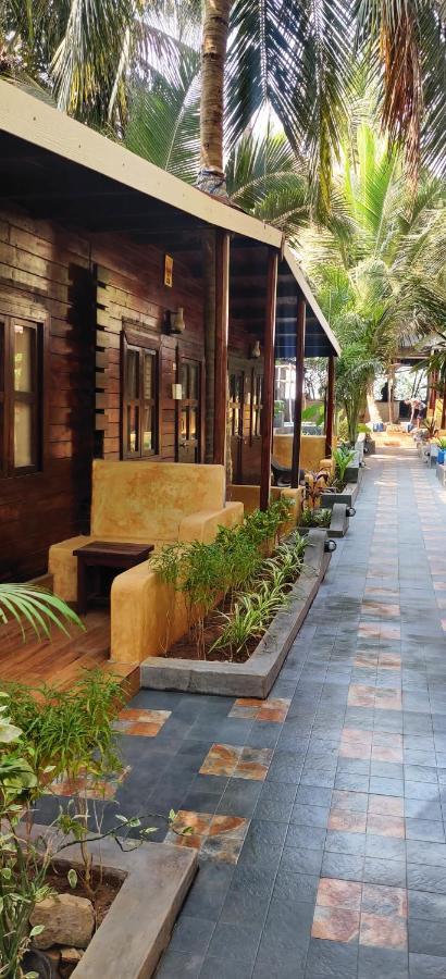 Tattvam On The Beach - Retreat And Spa Арамбол Екстериор снимка