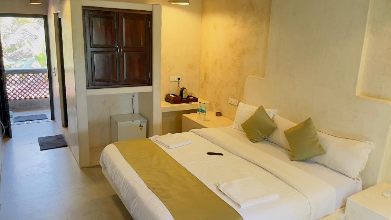Tattvam On The Beach - Retreat And Spa Арамбол Екстериор снимка