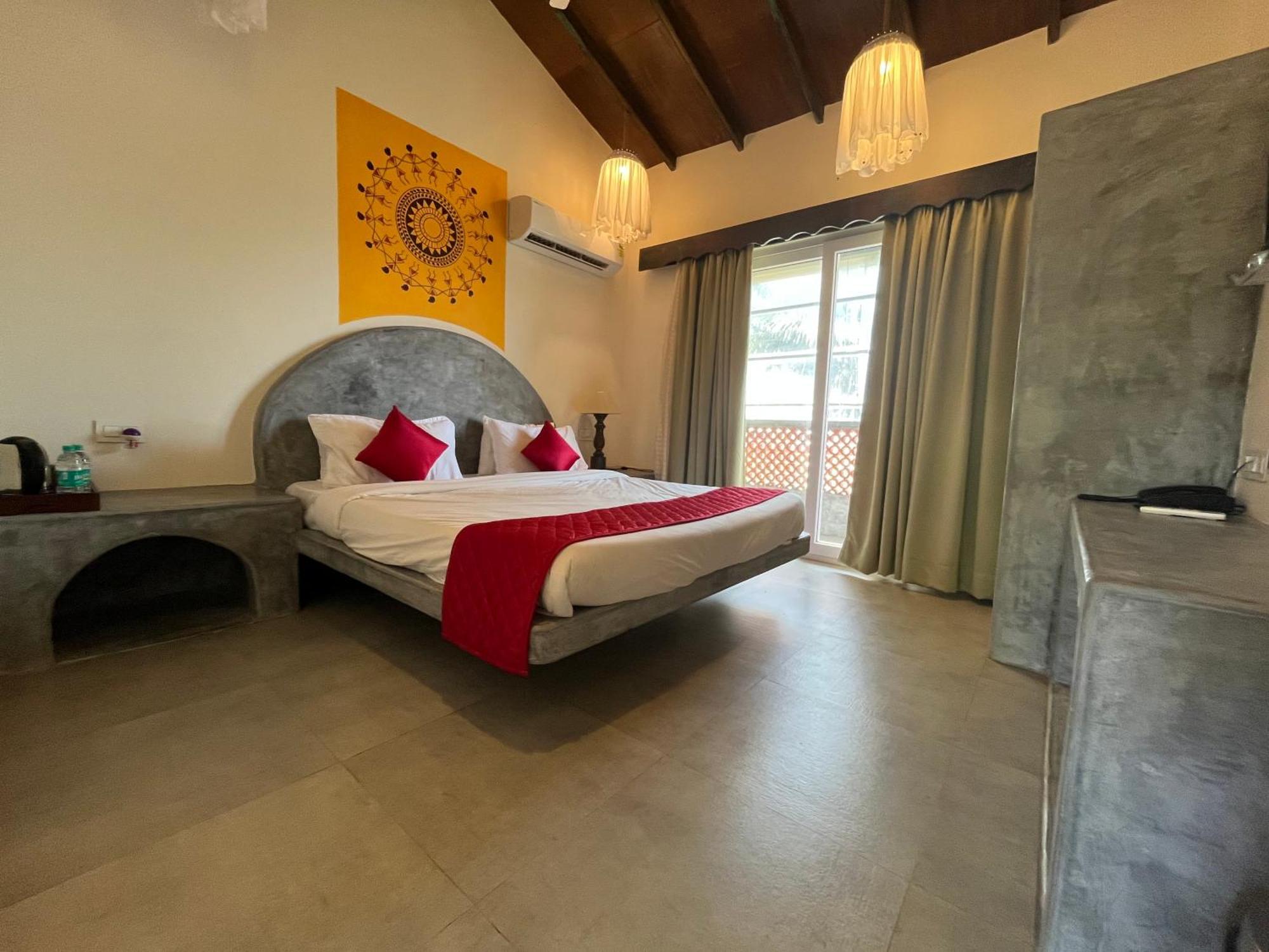 Tattvam On The Beach - Retreat And Spa Арамбол Екстериор снимка
