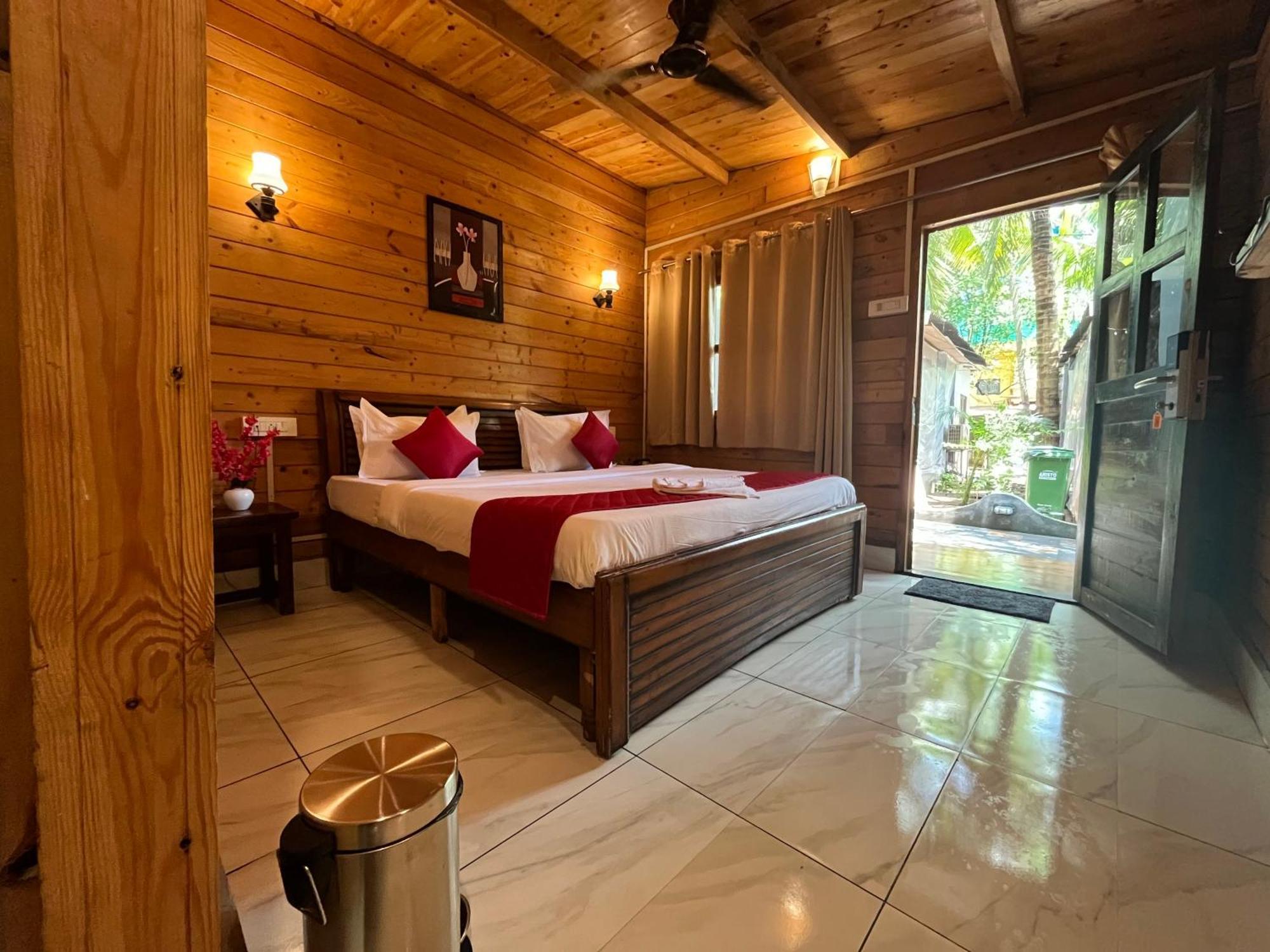 Tattvam On The Beach - Retreat And Spa Арамбол Екстериор снимка