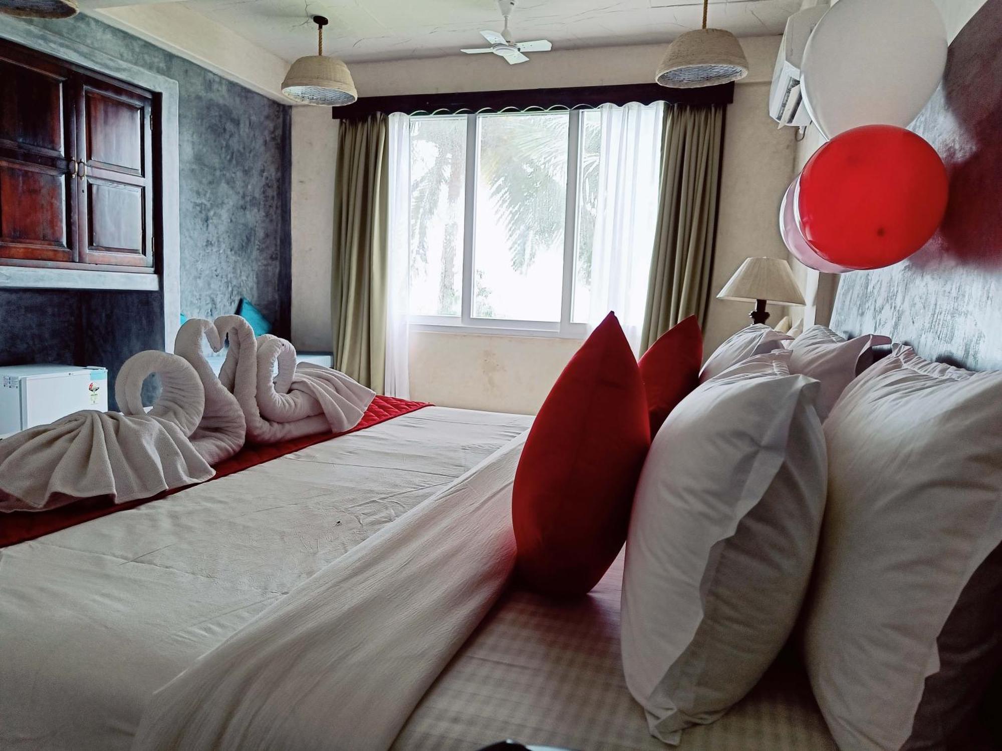 Tattvam On The Beach - Retreat And Spa Арамбол Екстериор снимка